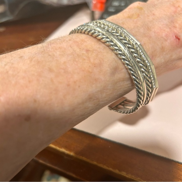 David Yurman Stax- 5 Silver and Diamond Cuffs Combined into one Cuff Bracelet - Picture 14 of 16
